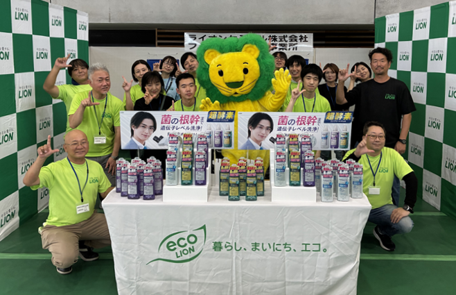 ブース運営を行った社員たち