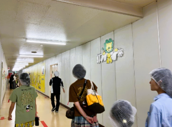 生産ラインの見学にいざご出発！
